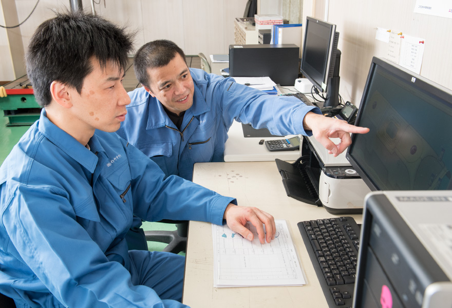 イトウ鋼材加工株式会社 工場紹介 写真14